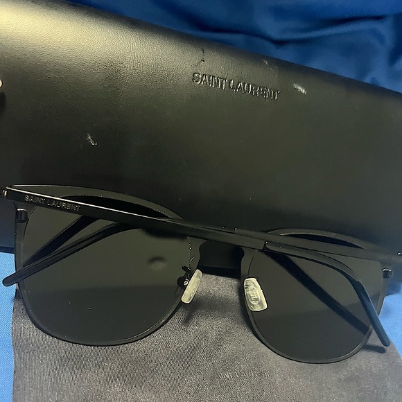 YSL Sunglasses - Picture 3 of 5